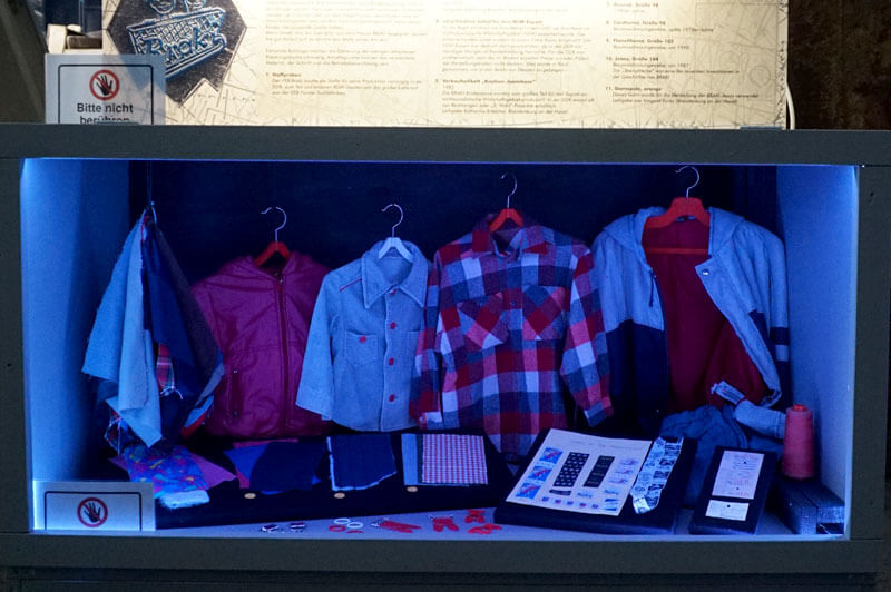 Sonderausstellung Braki im Industriemuseum Brandenburg - Der VEB „BRAKI“ produzierte Kinderkleidung  Sonderausstellung Braki im Industriemuseum Brandenburg - Der VEB „BRAKI“ produzierte Kinderkleidung