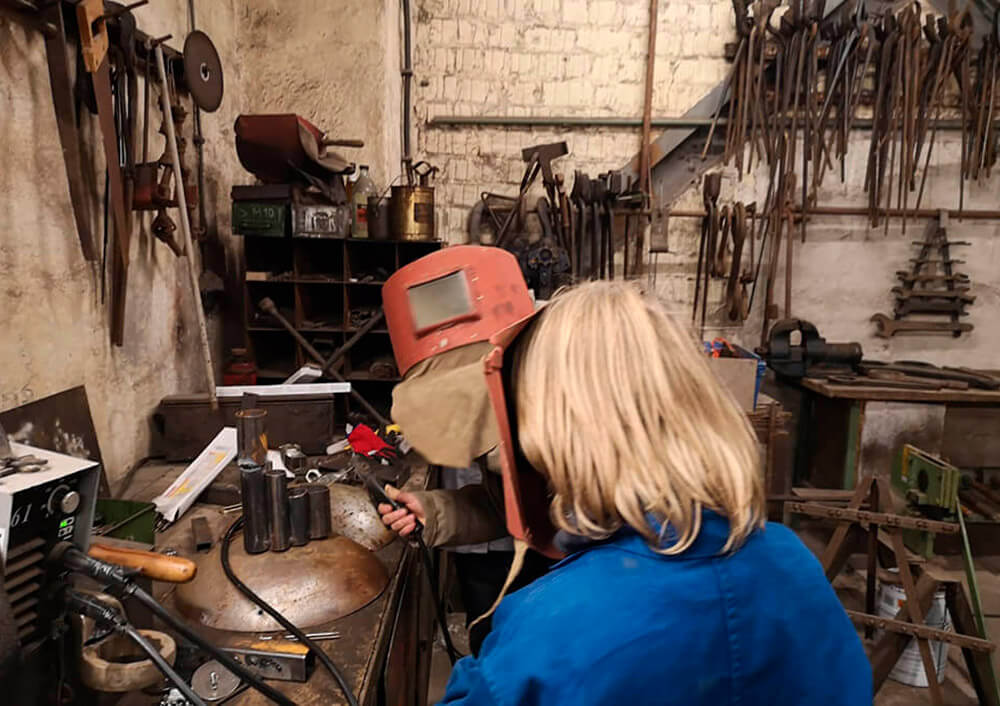 Scheppernde Schauspieler - ein Schulprojekt 2021 im Industriemuseum Brandenburg Scheppernde Schauspieler - ein Schulprojekt 2021 im Industriemuseum Brandenburg