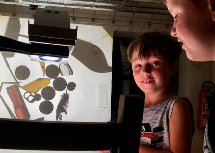 Schattensammler im Industriemuseum Brandenburg Schattensammler im Industriemuseum Brandenburg